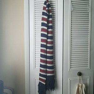 Long striped Aeropostale scarf